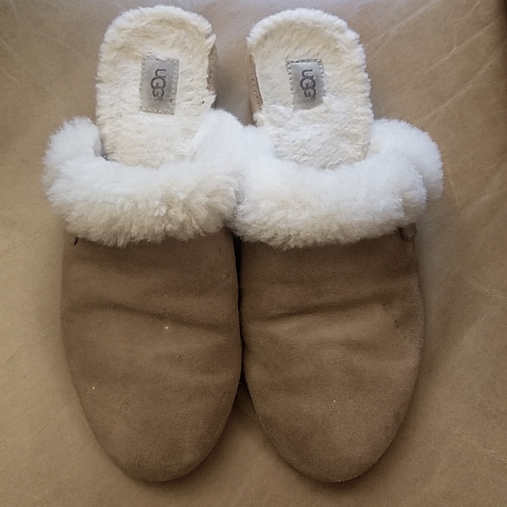 Ugg classic chestnut brown fur slippers mules shoes